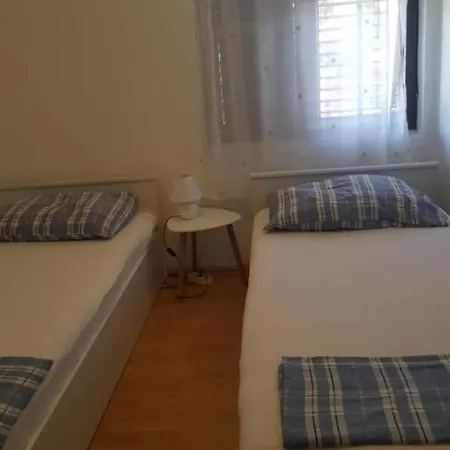 Lovre Posedarje