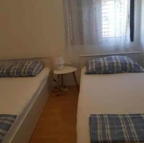Lovre Posedarje
