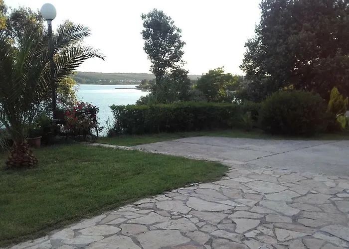 Lovre Posedarje