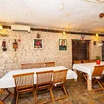 Apartment Lovre Posedarje